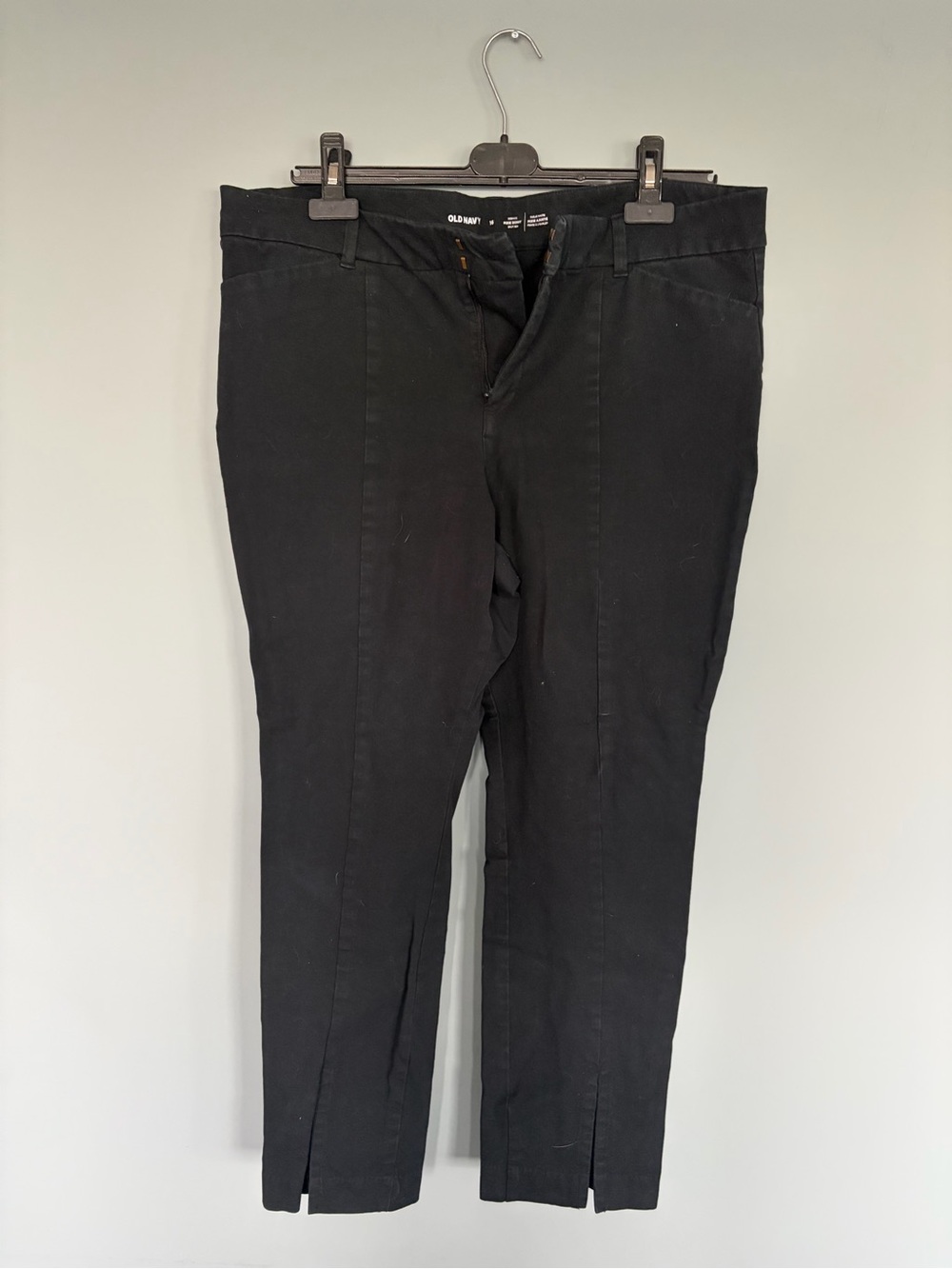 Old Navy Black Pixie Skinny Pants